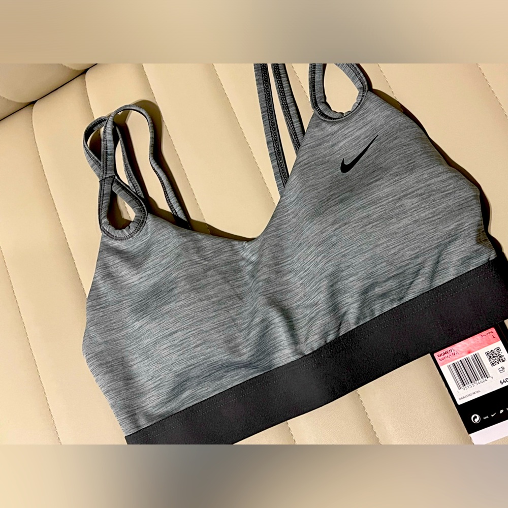 Nike sports bra Size: L Color: Gray
